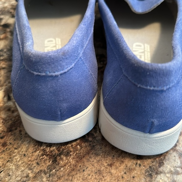 Lands End women’s size 10 Comfort step shoes. - Picture 3 of 8